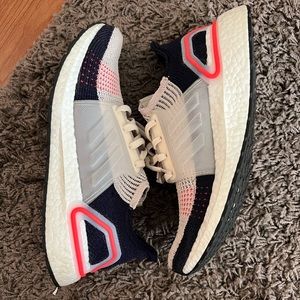 Adidas Ultra Boost 19